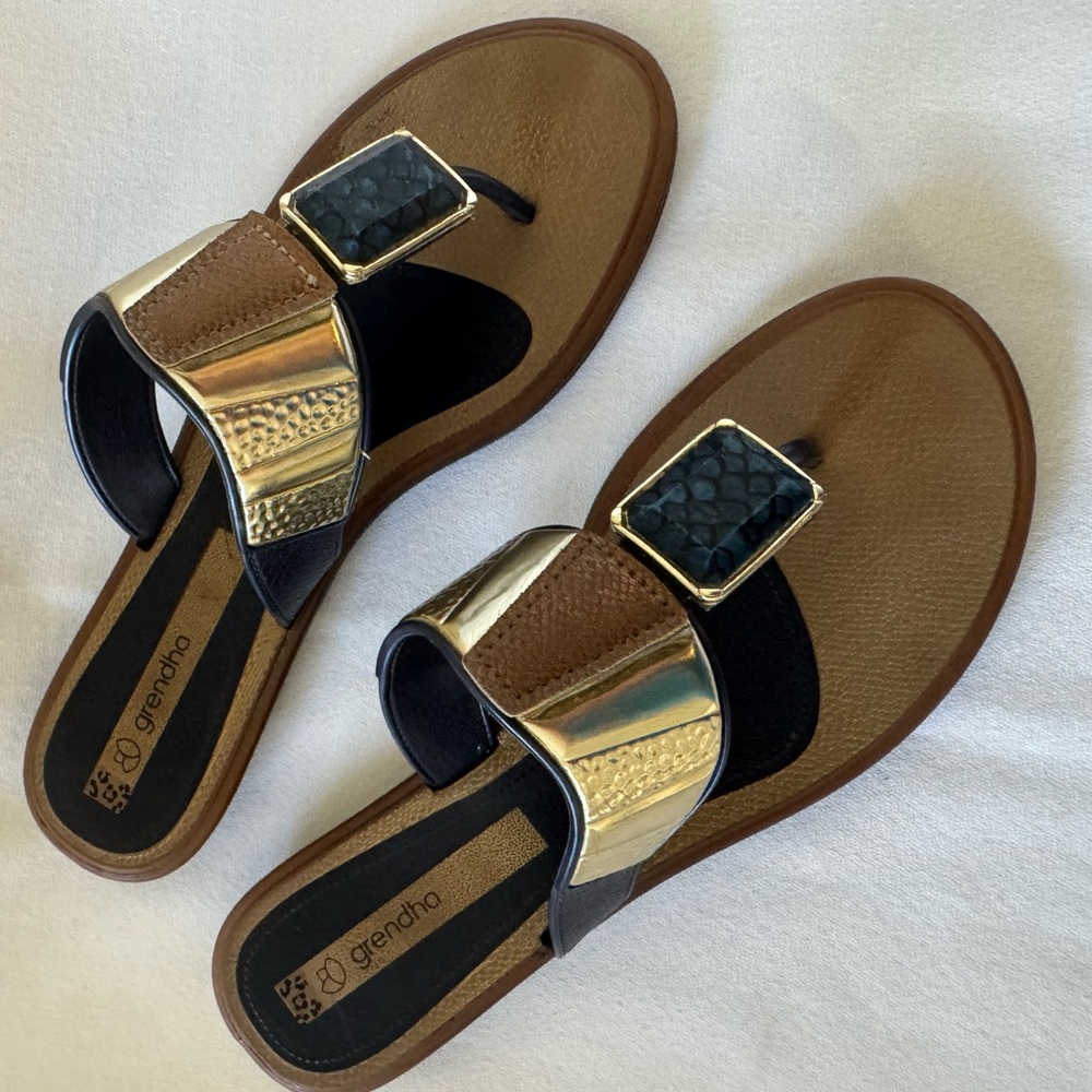 Sandali Infradito Grendha Designer Blue and Gold Sandals With Stone Accent SZ 7